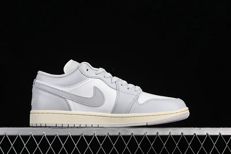 All categories Air Jordan Jordan series basketball shoes Air Jordan 1 Low G version pure original Air Jordan 1 Low AJ1 Joe 1 white gray low-top cultural casual sneakers DC0774-103